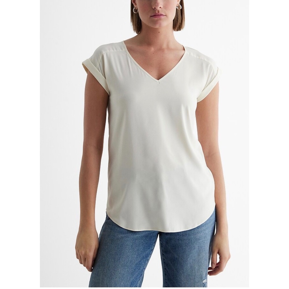 EXPRESS V-Neck Short Cuff Sleeve Gramercy Tee Shirt Medium White NEW Career